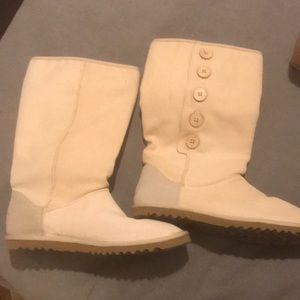 Ugg Lo Pro Button 5695